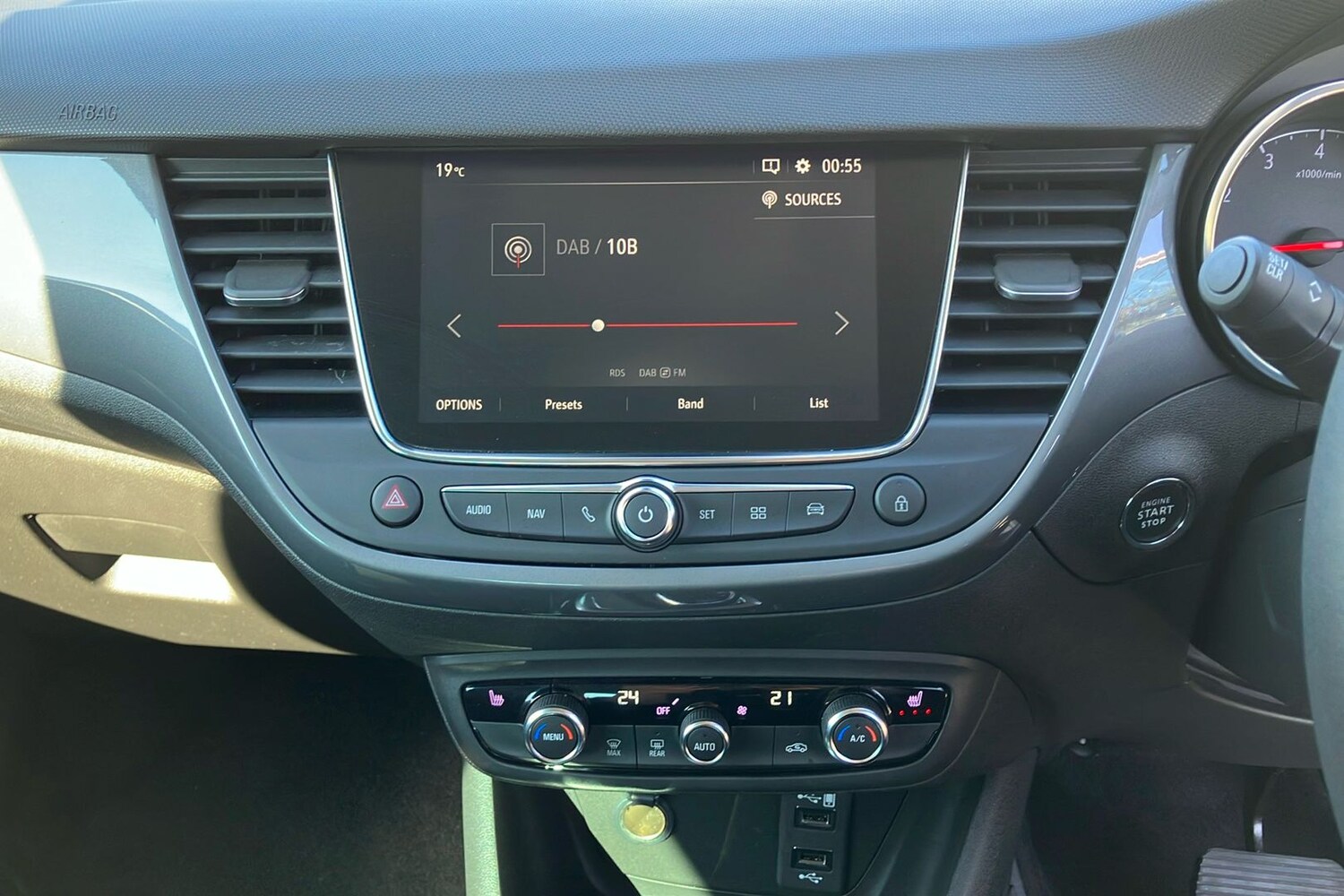 Used Vauxhall Crossland 2024 for sale - 76373522: Photo 25