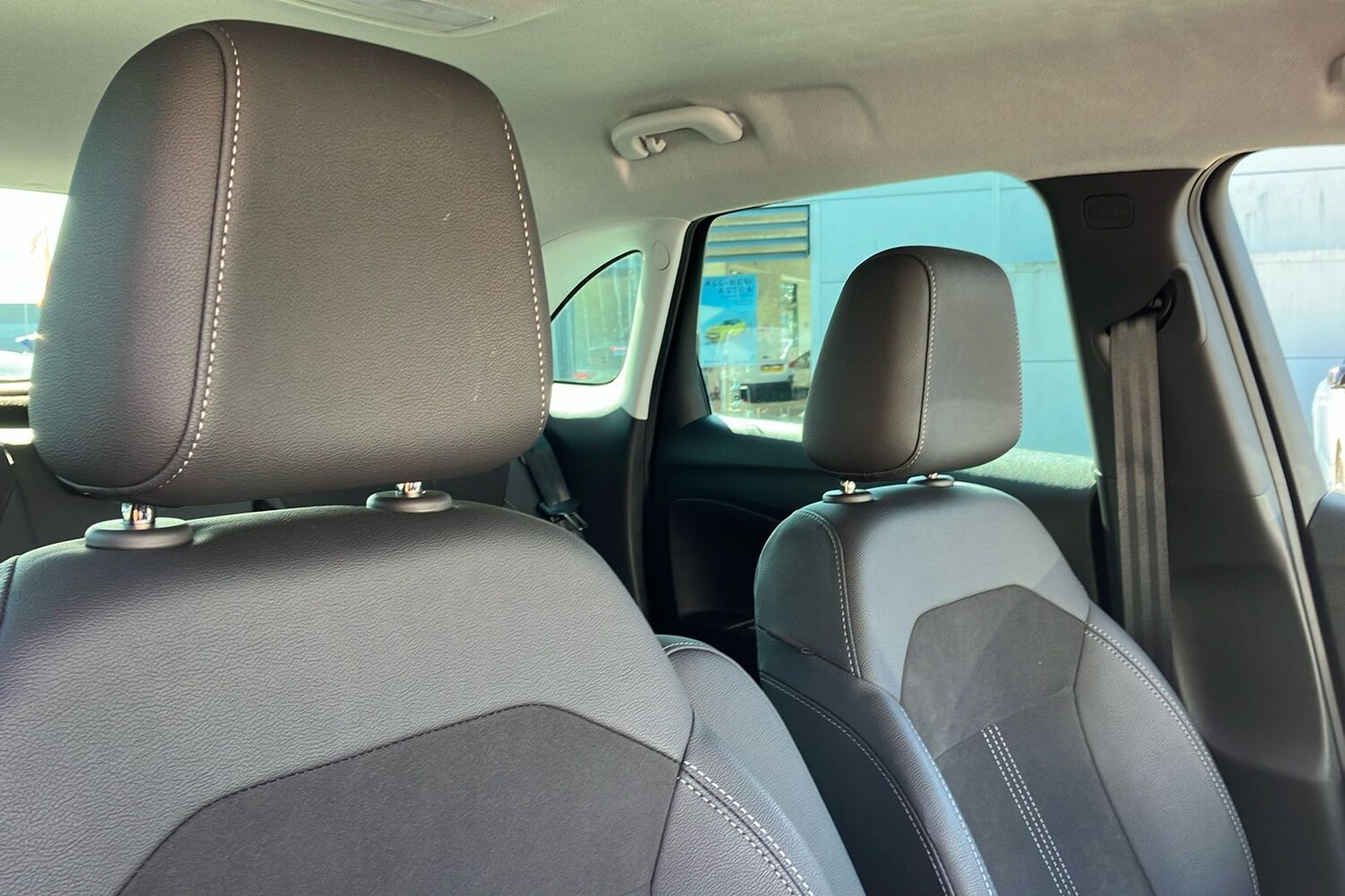 Used Vauxhall Crossland 2024 for sale - 76373522: Photo 30