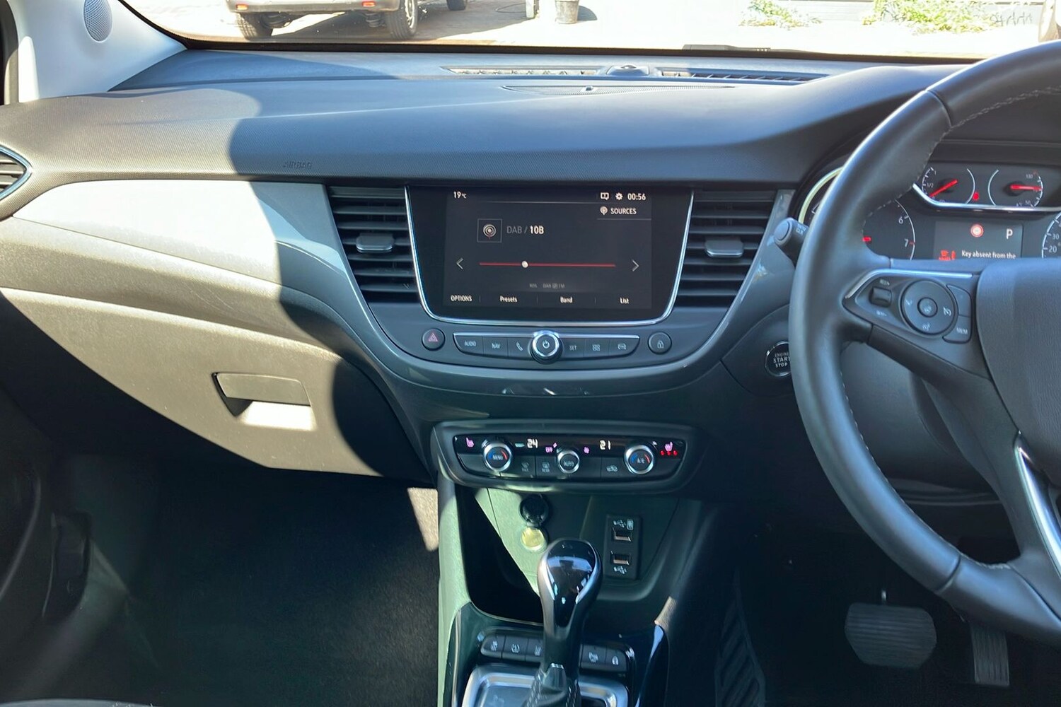 Used Vauxhall Crossland 2024 for sale - 76373522: Photo 32