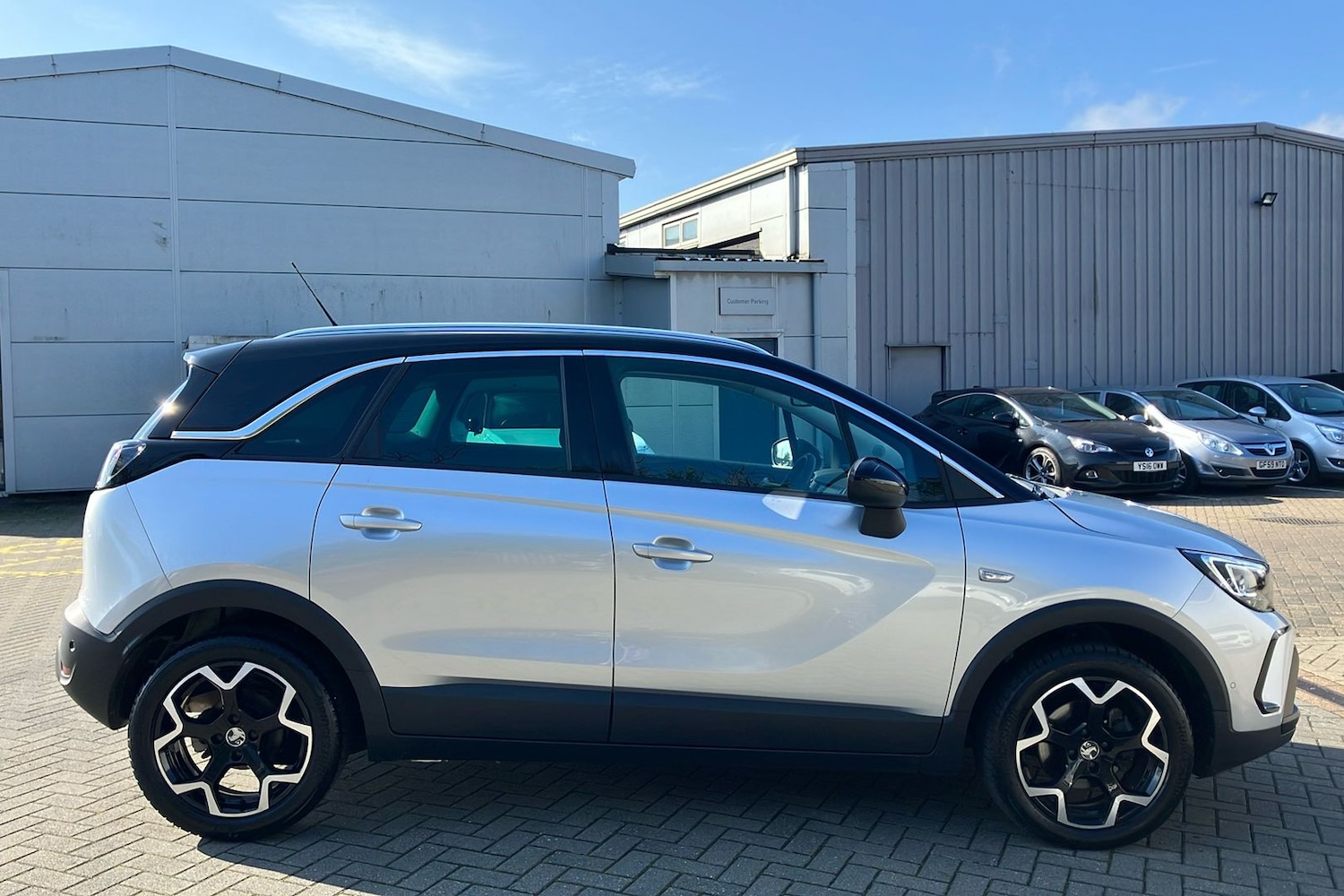 Used Vauxhall Crossland 2024 for sale - 76373522: Photo 6