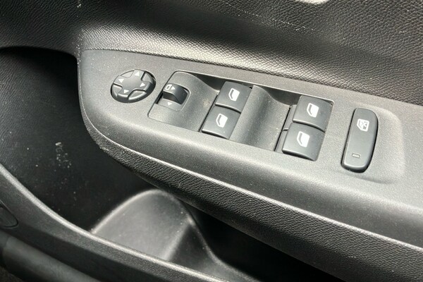 Used Vauxhall Corsa 2022 for sale - 76106737: Photo 18