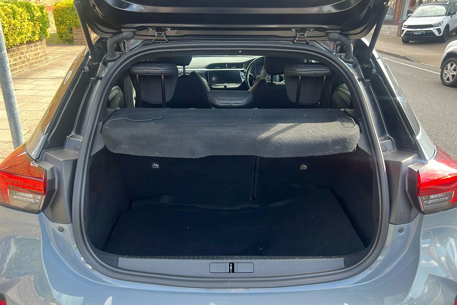 Vehicle 27
