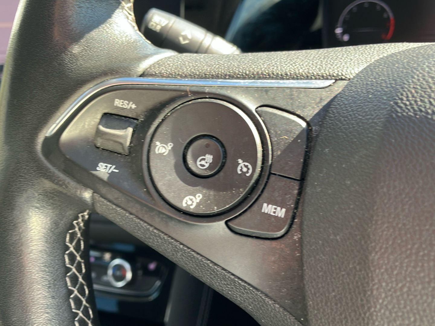 Used Vauxhall Grandland for sale - 78132136: Photo 25