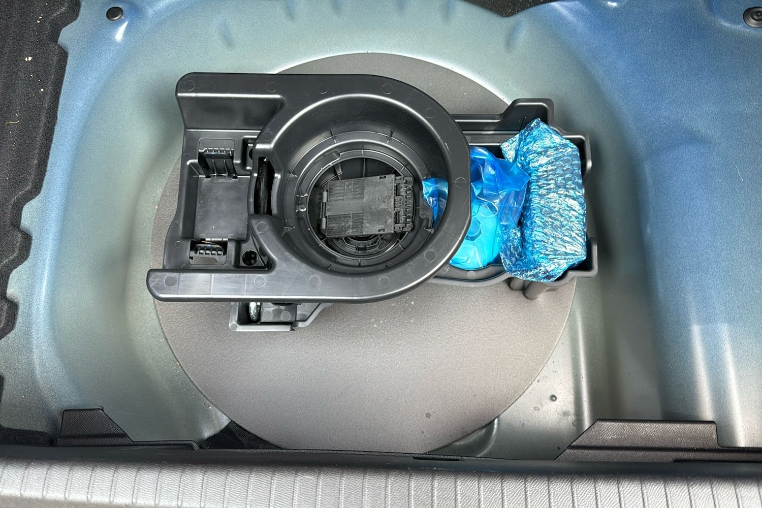 Vehicle 28