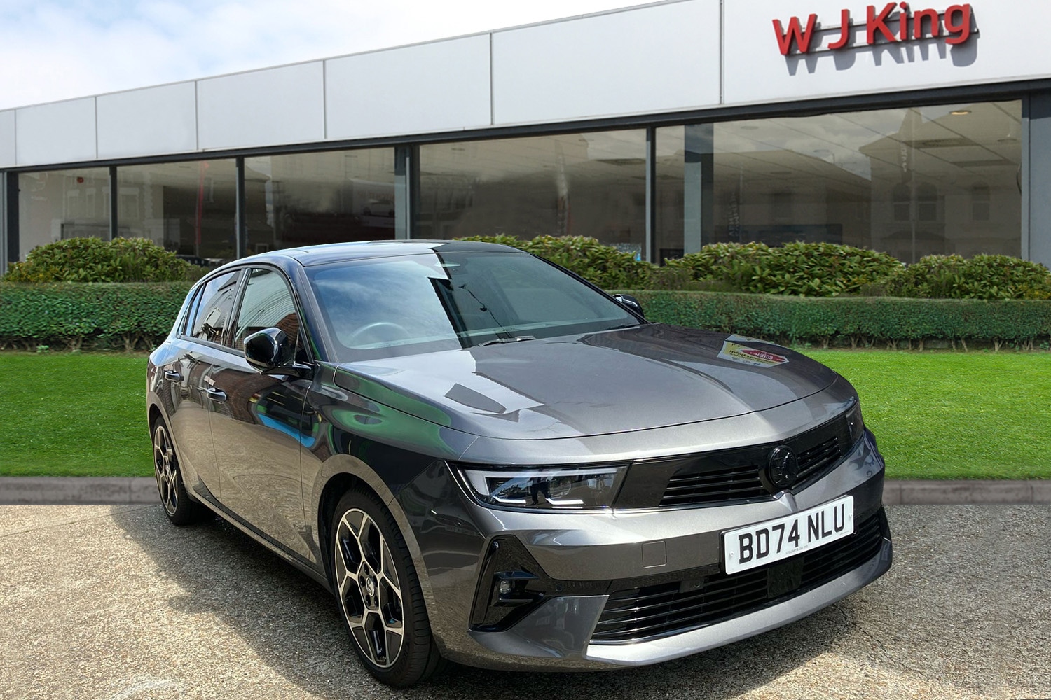 Used Vauxhall Astra 2024 for sale - 76969569: Photo 1