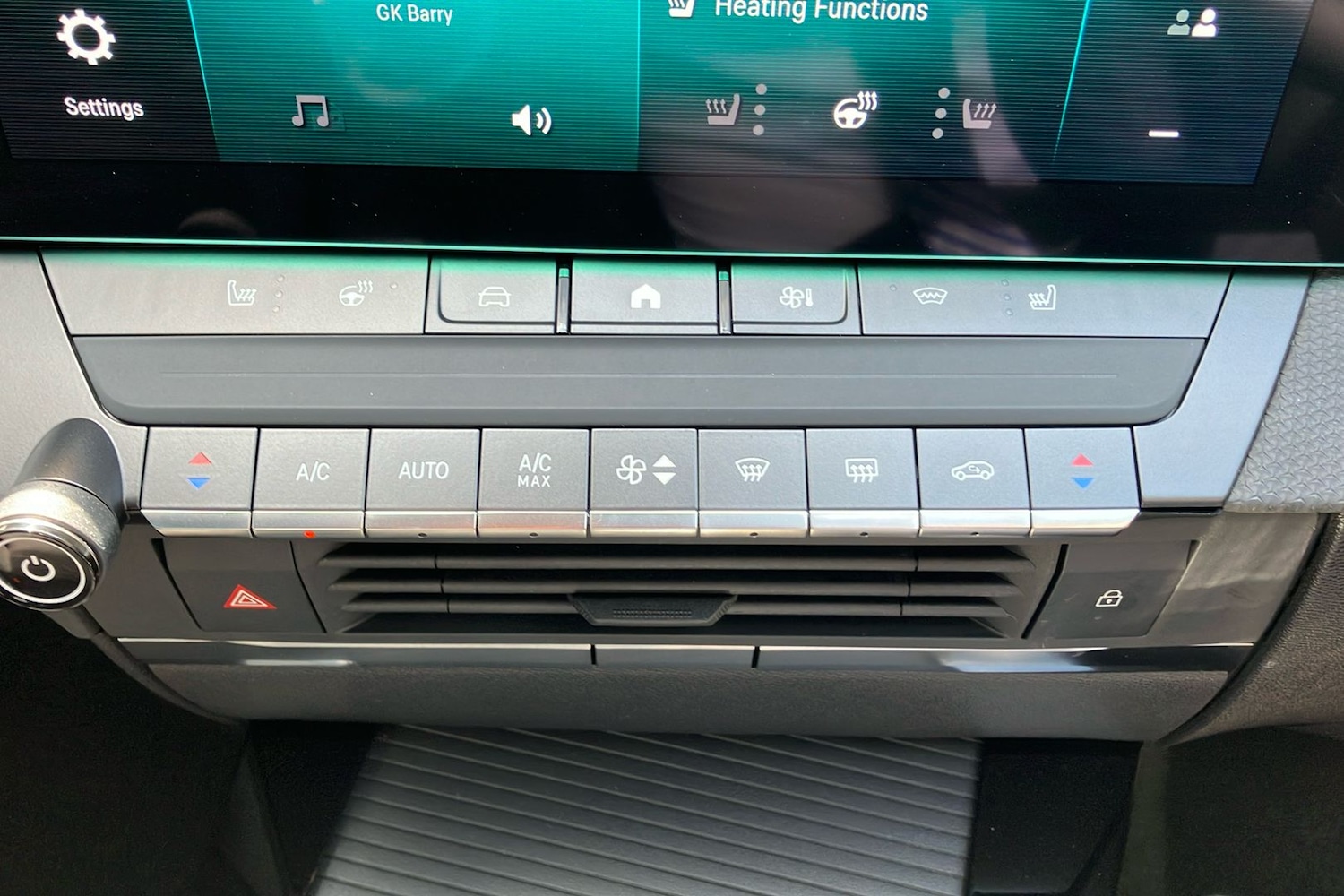 Used Vauxhall Astra 2024 for sale - 76969569: Photo 15