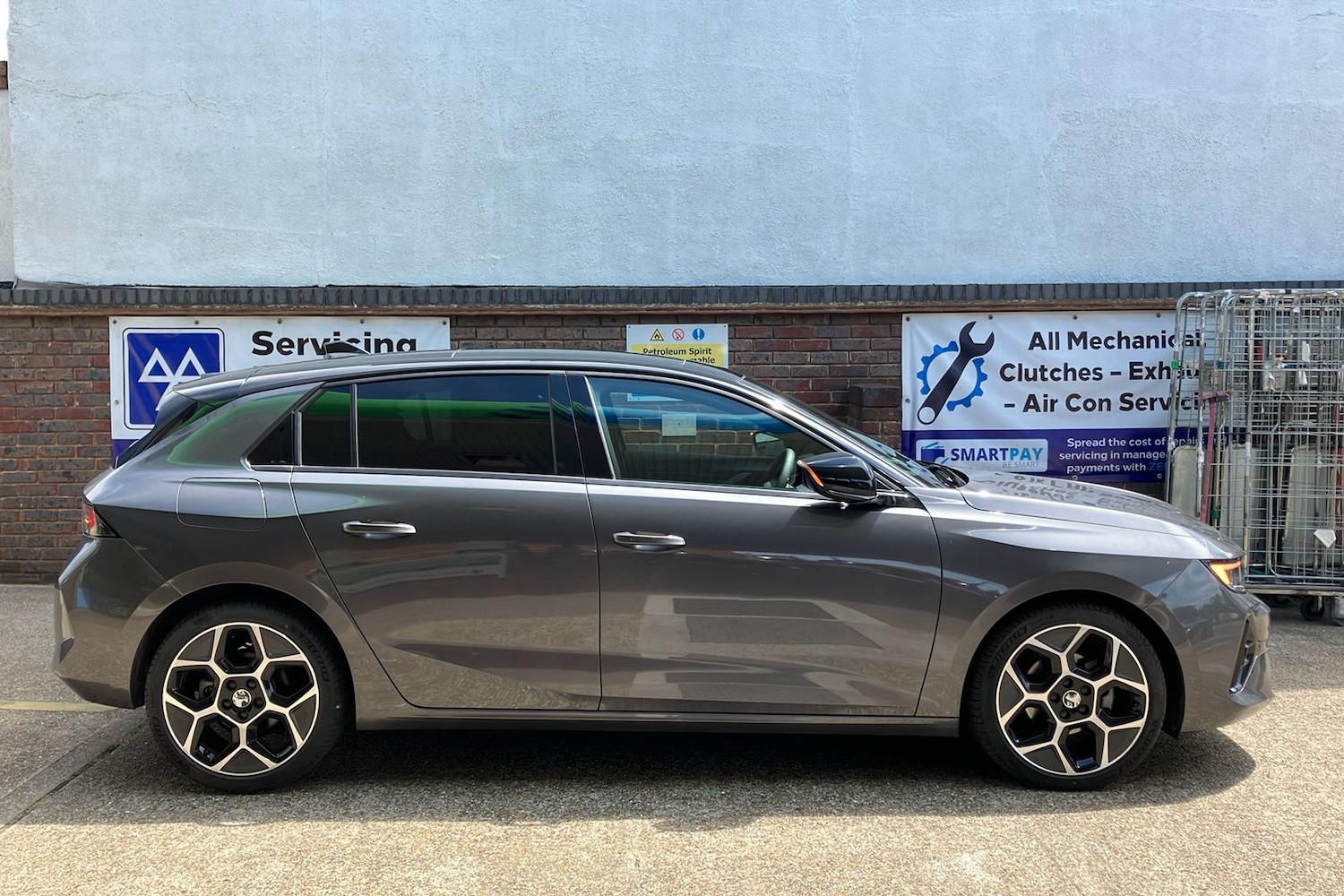 Used Vauxhall Astra 2024 for sale - 76969569: Photo 6