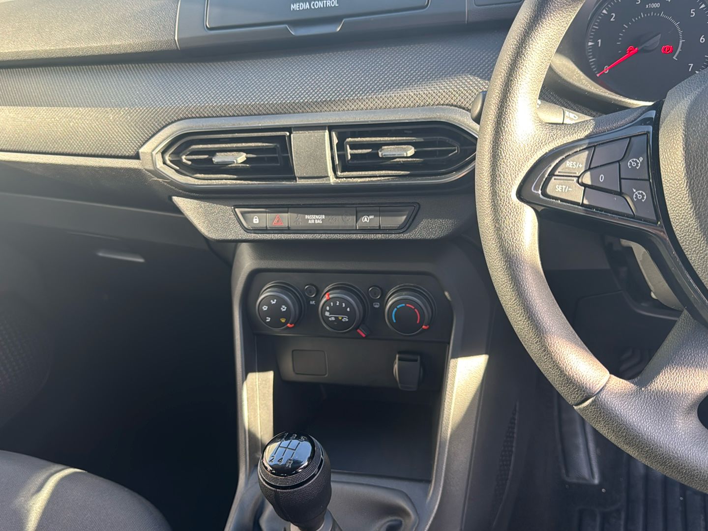 Used Dacia Sandero 2022 for sale - 77077672: Photo 32