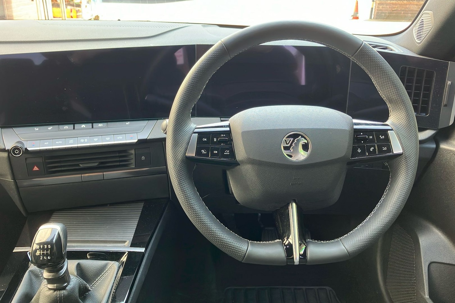 Used Vauxhall Astra 2024 for sale - 76502819: Photo 13