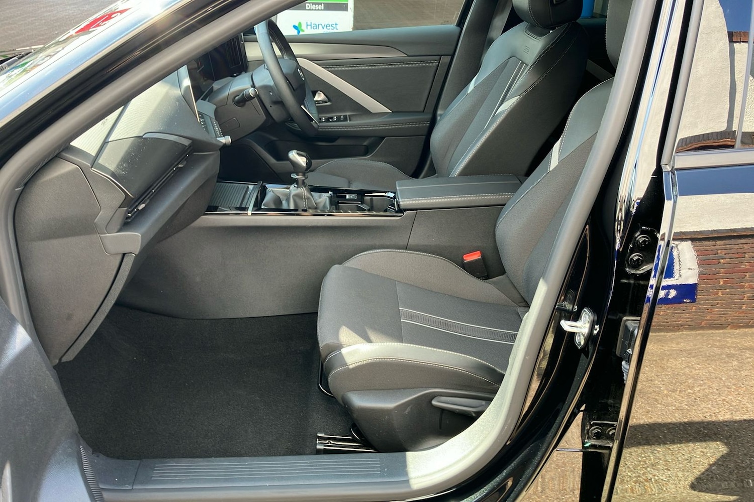 Used Vauxhall Astra 2024 for sale - 76502819: Photo 3