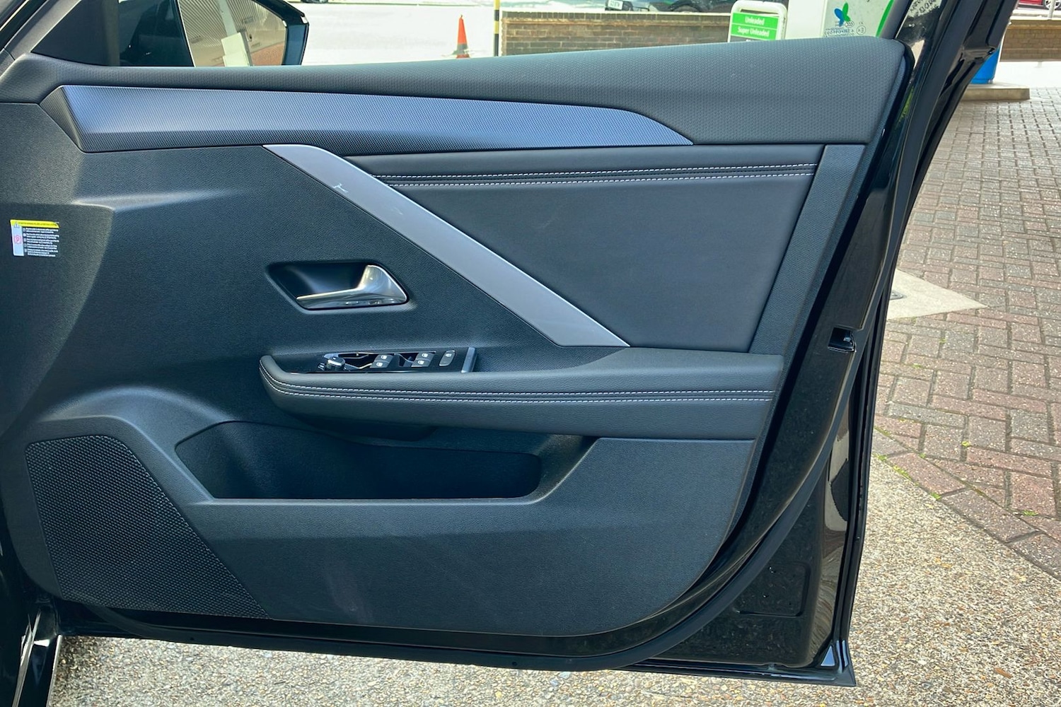 Used Vauxhall Astra 2024 for sale - 76502819: Photo 48