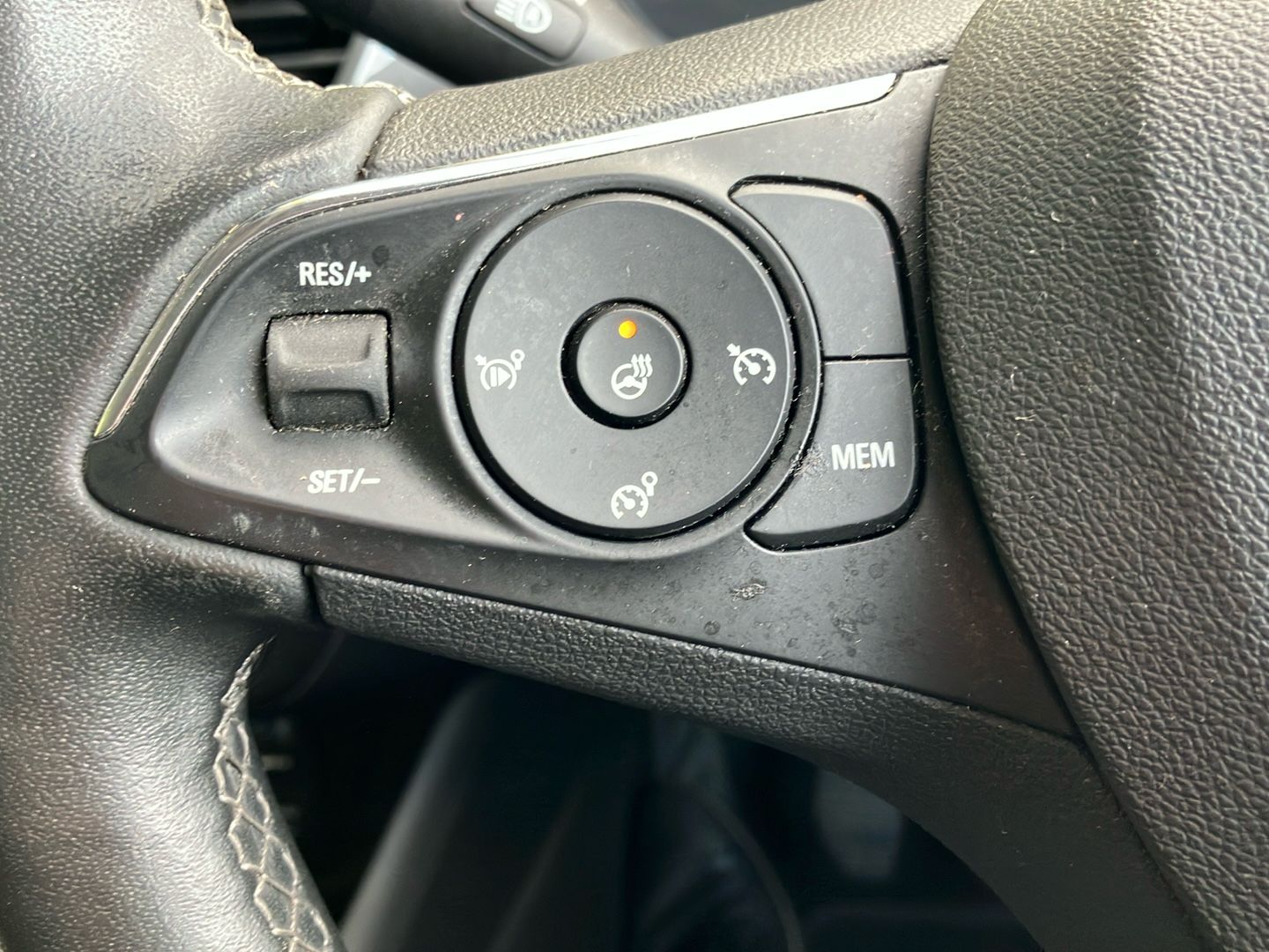 Used Vauxhall Crossland 2022 for sale - 76305036: Photo 21