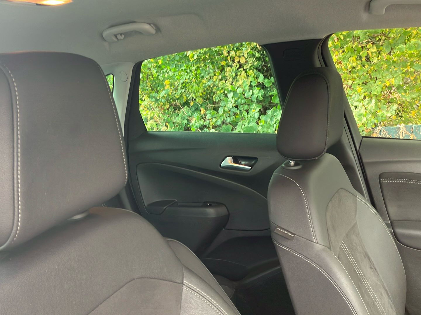 Used Vauxhall Crossland 2022 for sale - 76305036: Photo 30