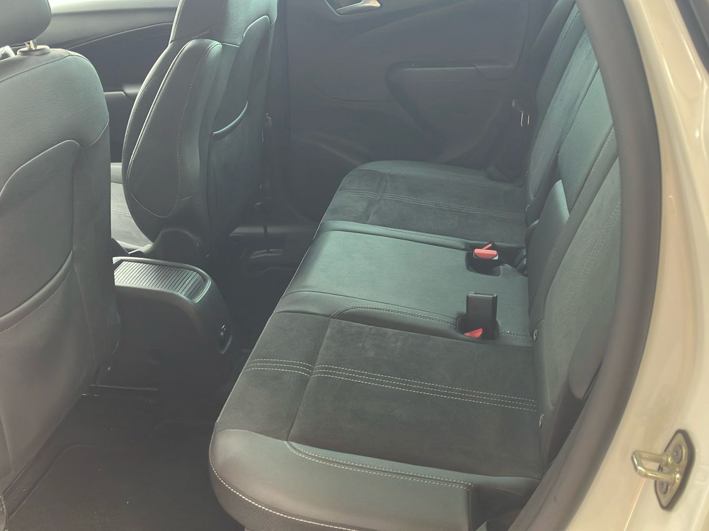 Used Vauxhall Crossland 2022 for sale - 76305036: Photo 5