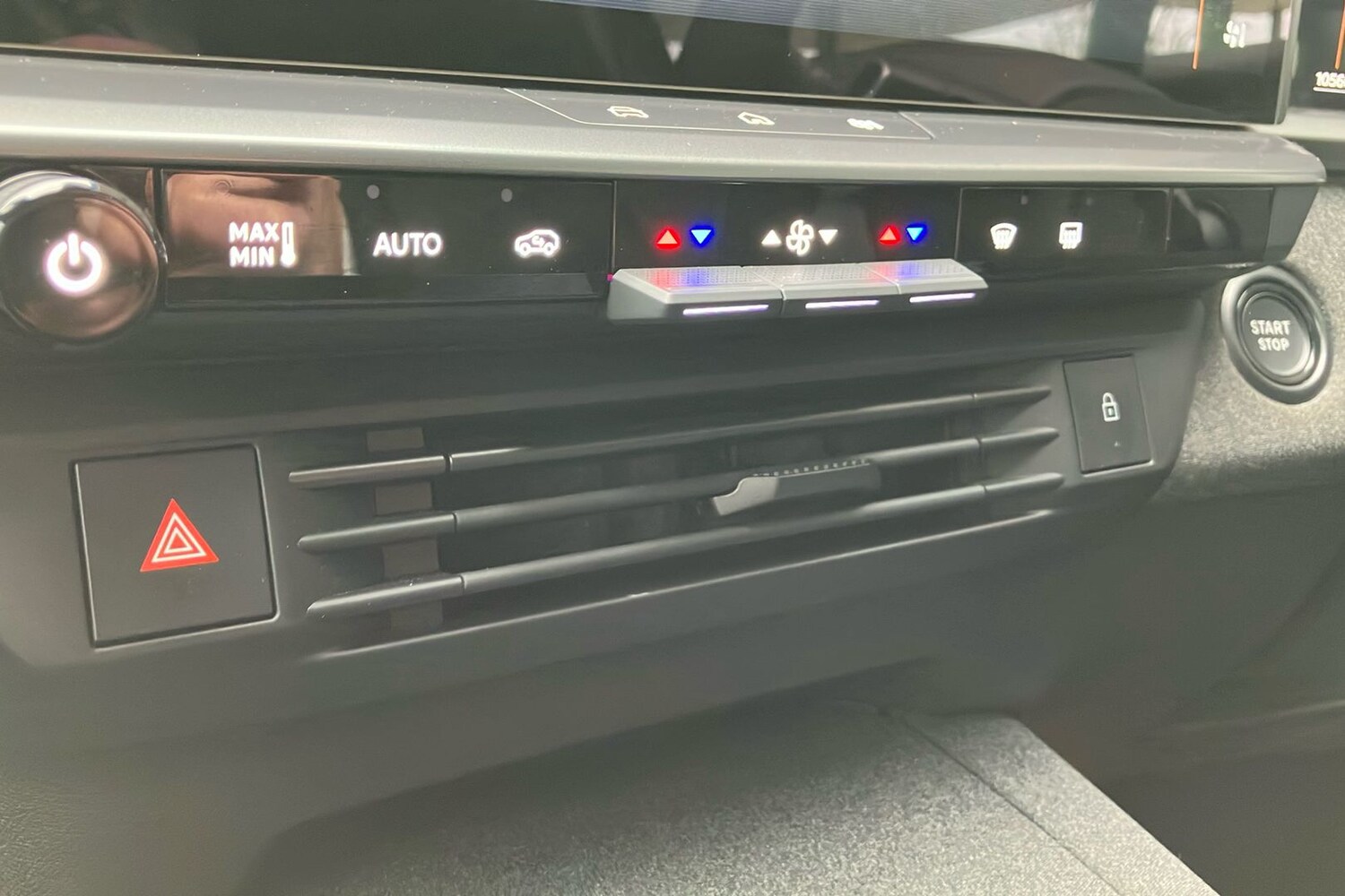 Used Vauxhall Grandland 2024 for sale - 77584324: Photo 40