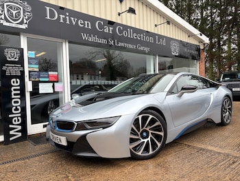 Used BMW i8 2017 for sale - 77278939: Photo