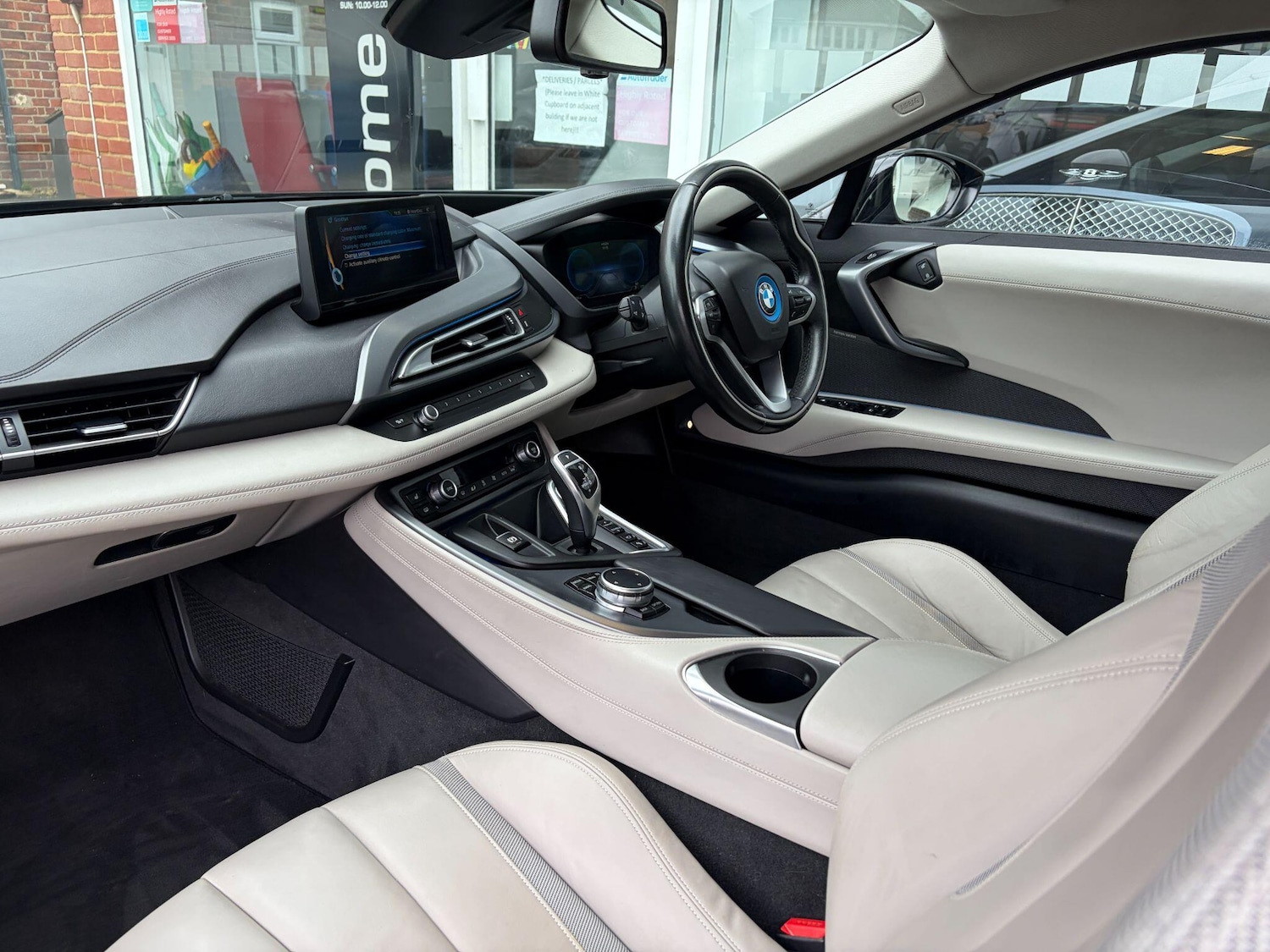 Used BMW i8 2017 for sale - 77278939: Photo 9