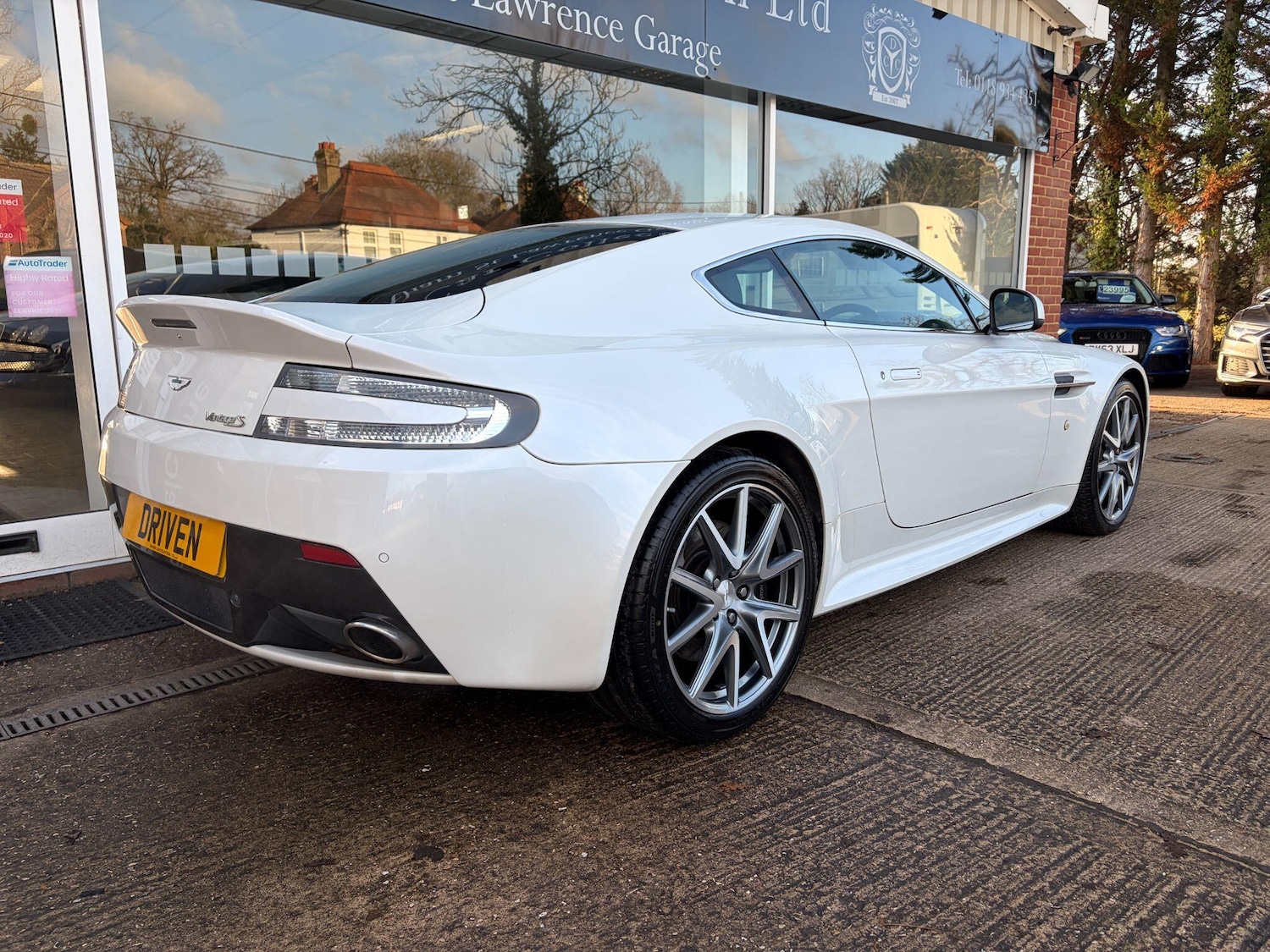 Used Aston Martin Vantage 2013 for sale - 76976244: Photo 14