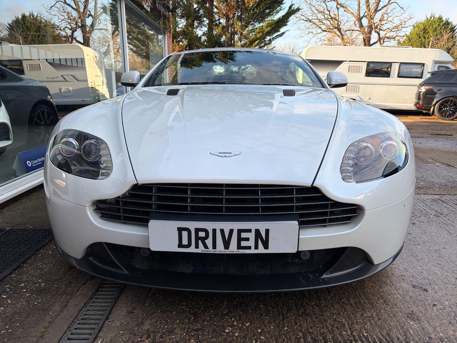 Used Aston Martin Vantage 2013 for sale - 76976244: Photo 17