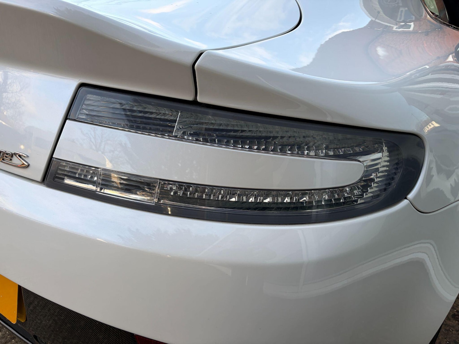 Used Aston Martin Vantage 2013 for sale - 76976244: Photo 20