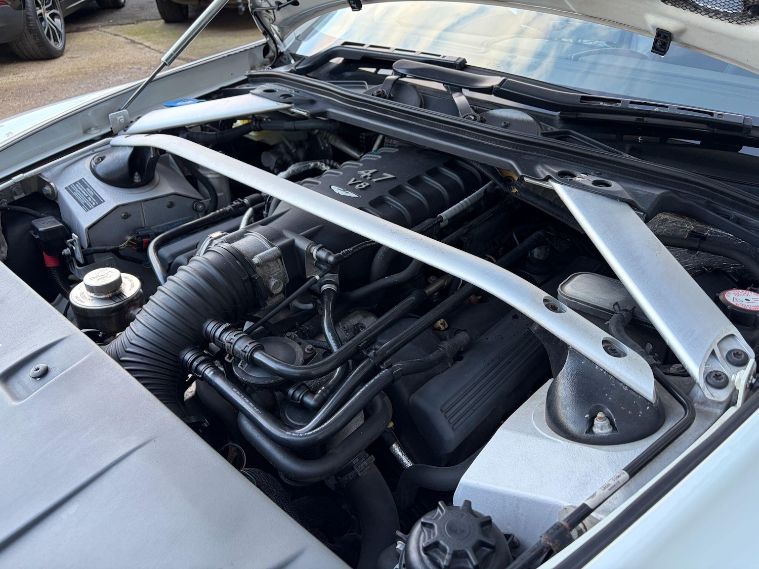 Used Aston Martin Vantage 2013 for sale - 76976244: Photo 23