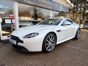Used Aston Martin Vantage 2013 for sale - 76976244: Photo