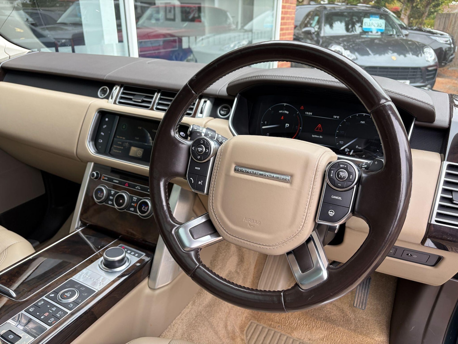 Used Land Rover Range Rover 2016 for sale - 76398425: Photo 23