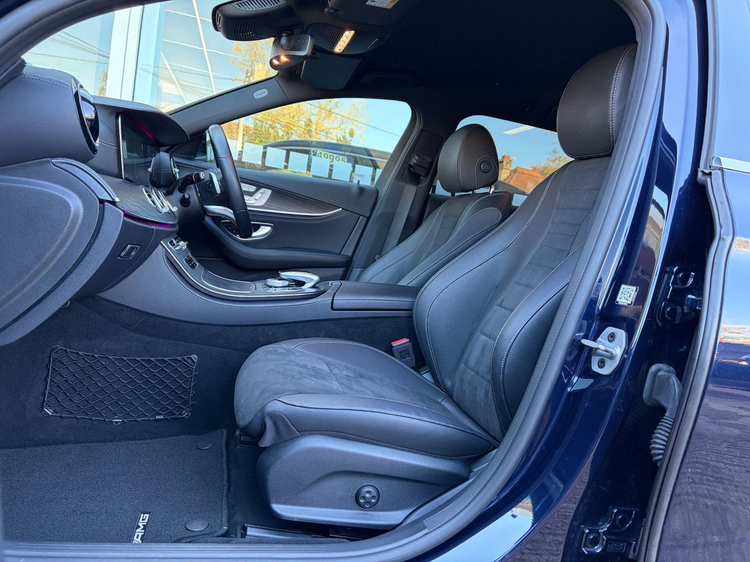 Used Mercedes-Benz E Class 2019 for sale - 76371272: Photo 2