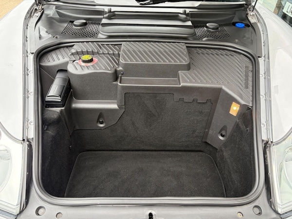 Used Porsche 911 2005 for sale - 76175453: Photo 26