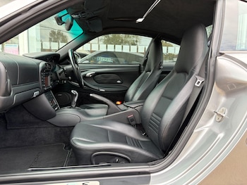 Used Porsche 911 2005 for sale - 76175453: Photo 2