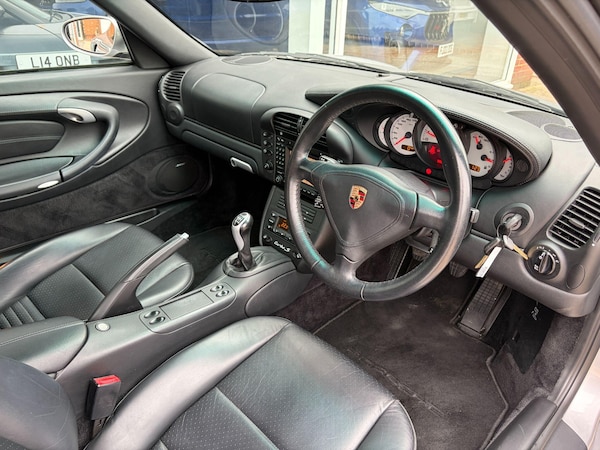 Used Porsche 911 2005 for sale - 76175453: Photo 8