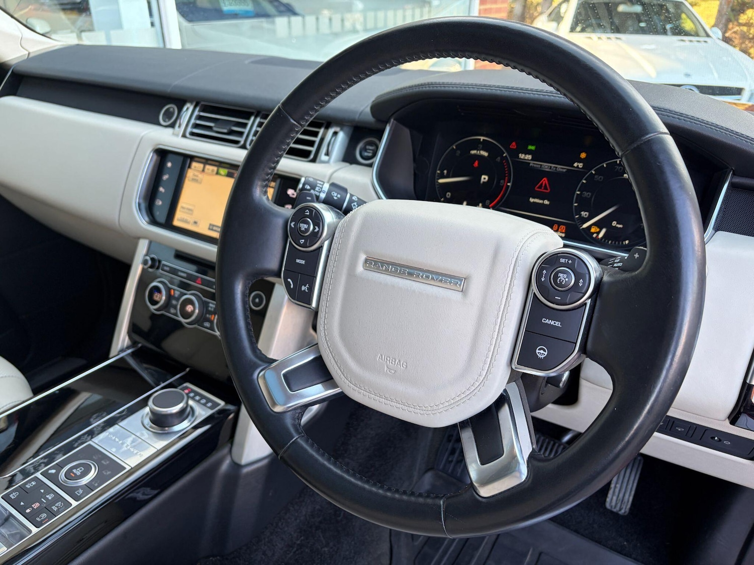 Used Land Rover Range Rover 2016 for sale - 77131692: Photo 21