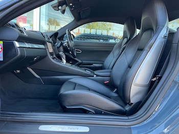 Used Porsche 718 Cayman 2018 for sale - 76012587: Photo