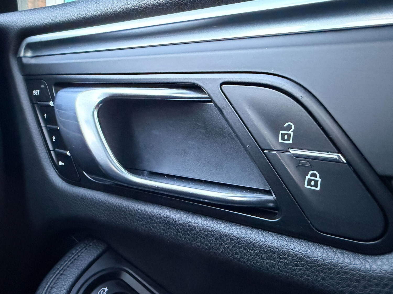 Used Porsche Macan 2018 for sale - 77163523: Photo 23