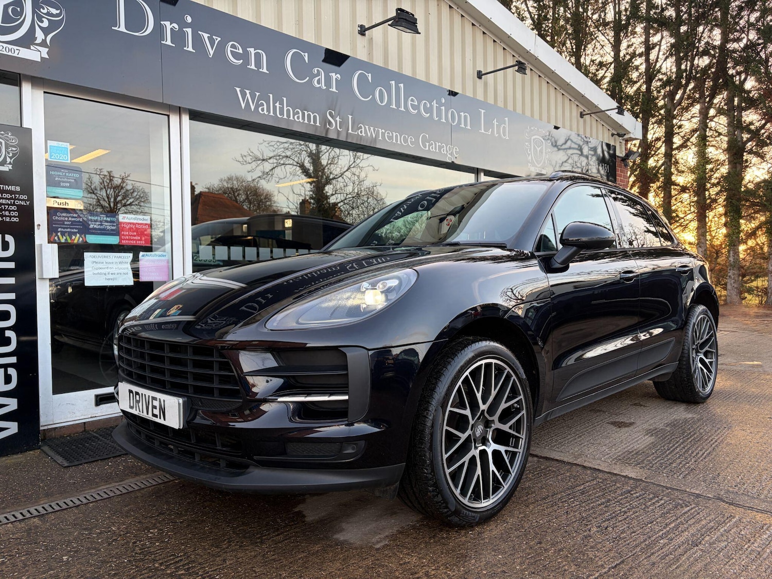 Used Porsche Macan 2018 for sale - 77163523: Photo 4