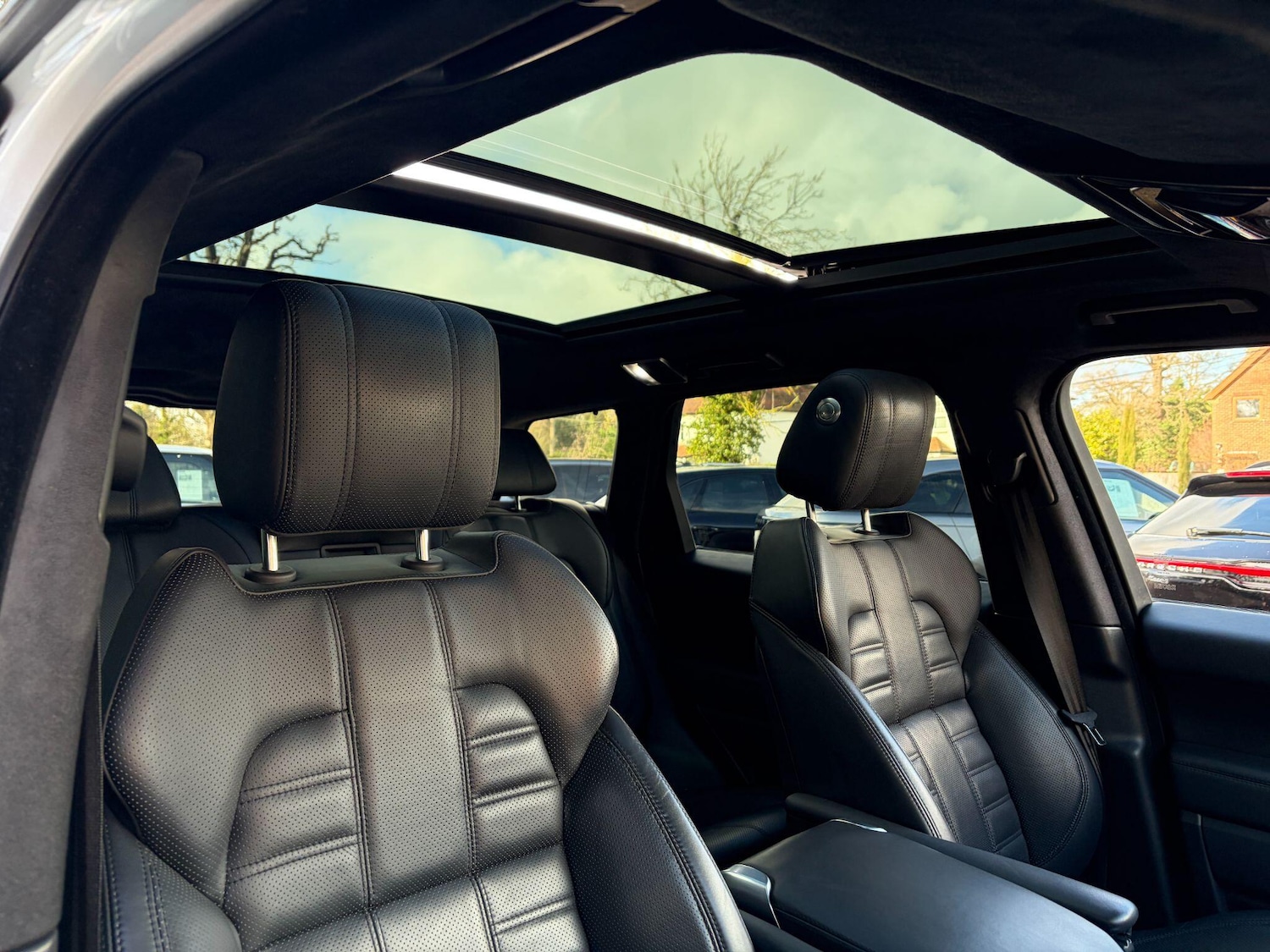 Used Land Rover Range Rover Sport 2017 for sale - 77468613: Photo 24