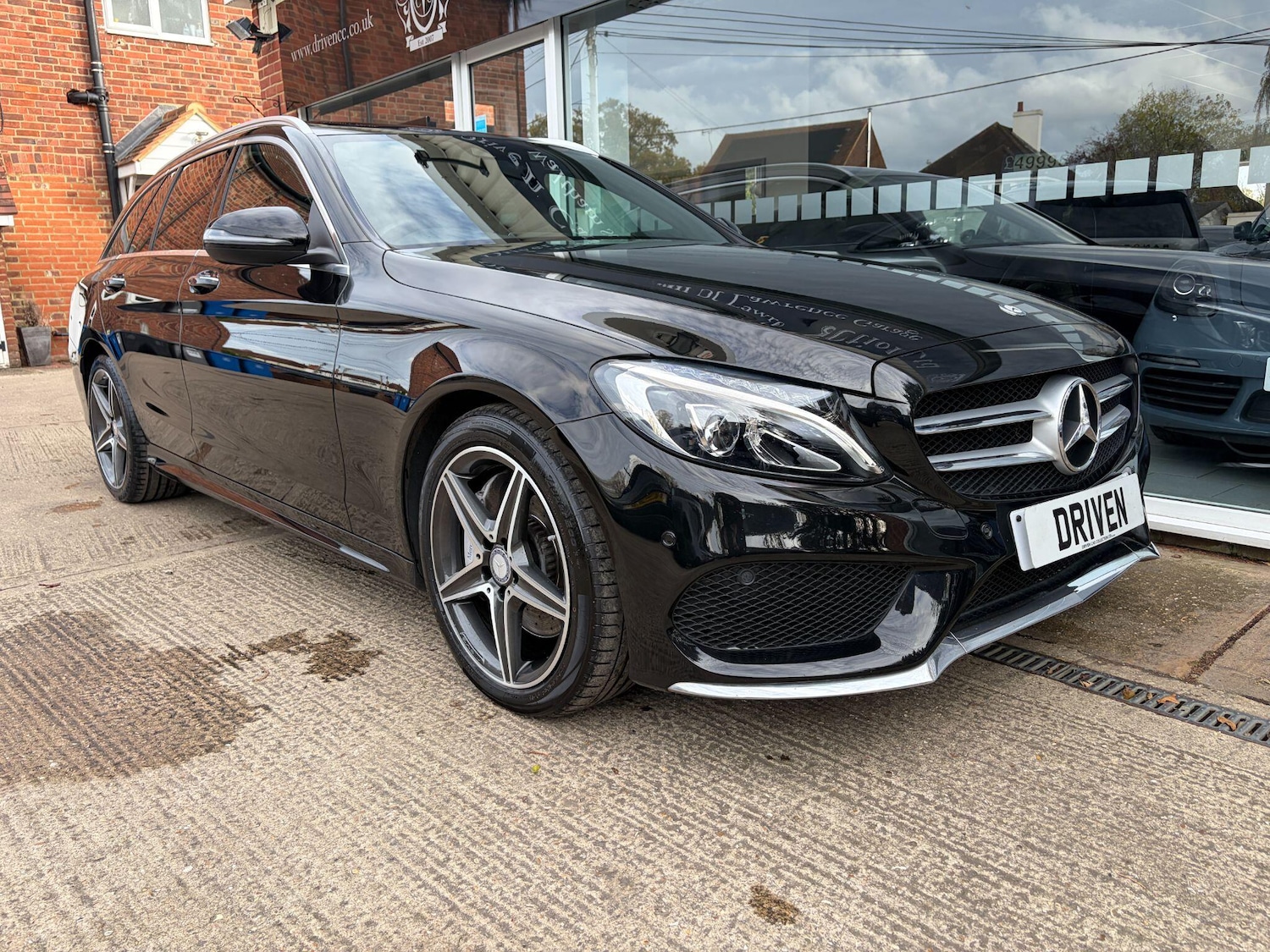 Used Mercedes-Benz C Class 2016 for sale - 76408674: Photo 17