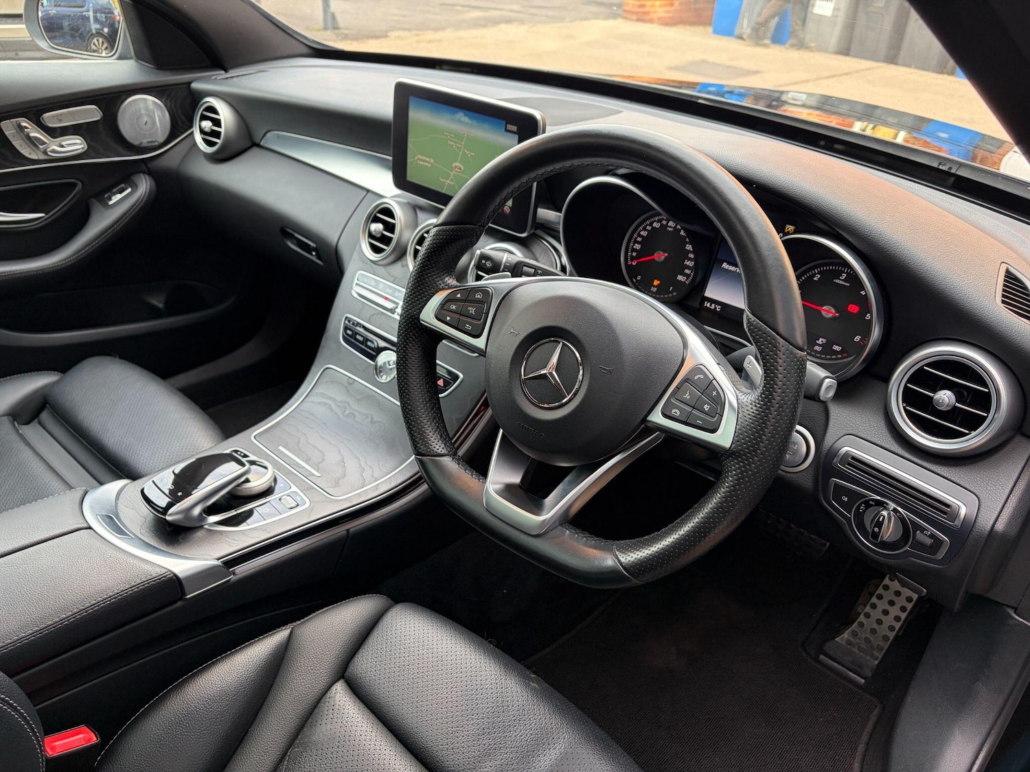 Used Mercedes-Benz C Class 2016 for sale - 76408674: Photo 8