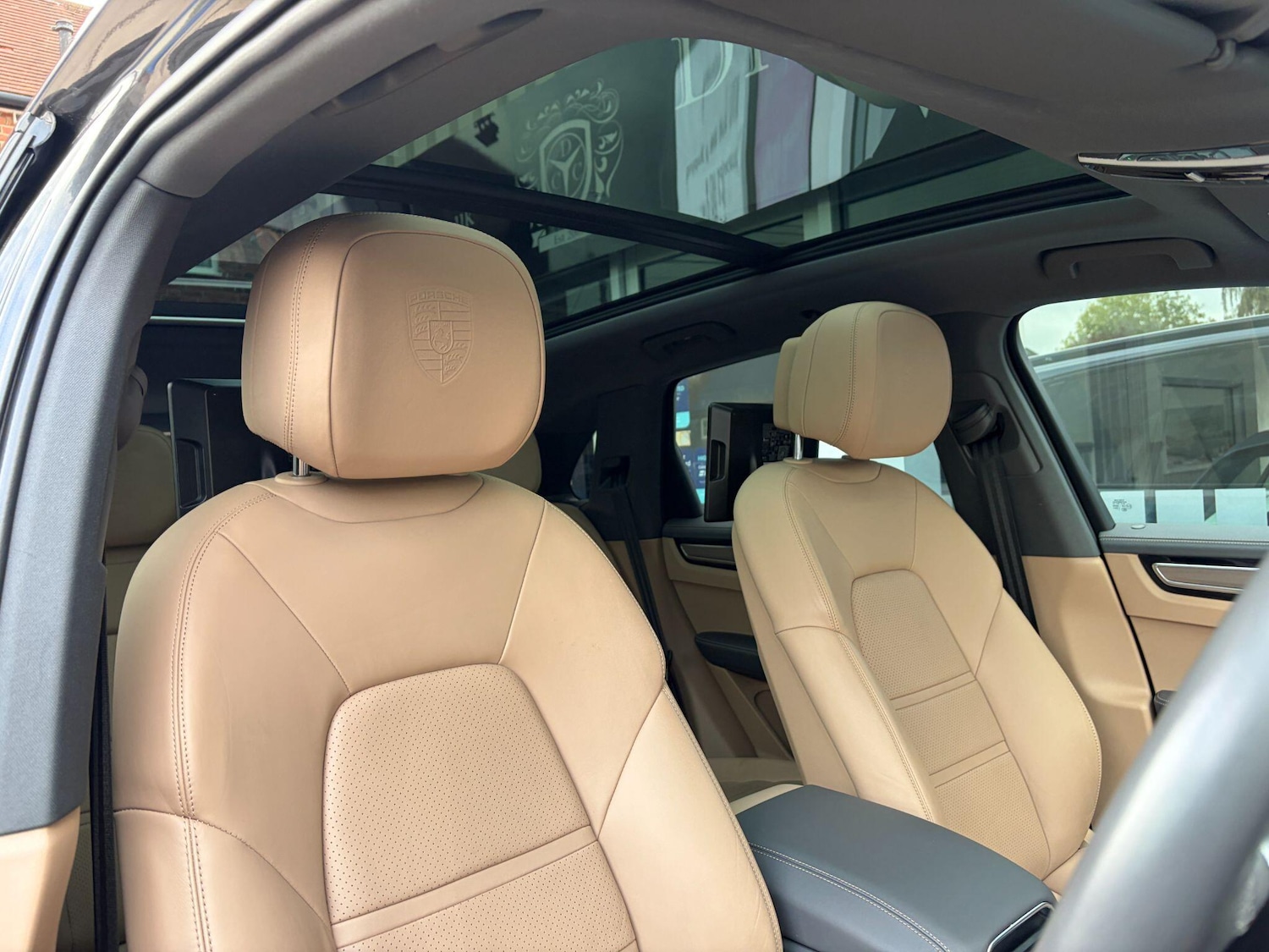 Used Porsche Cayenne 2022 for sale - 76371329: Photo 29