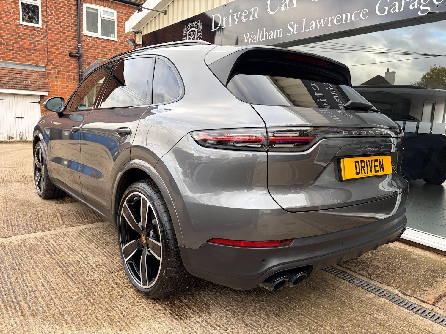 Used Porsche Cayenne 2022 for sale - 76371329: Photo 6