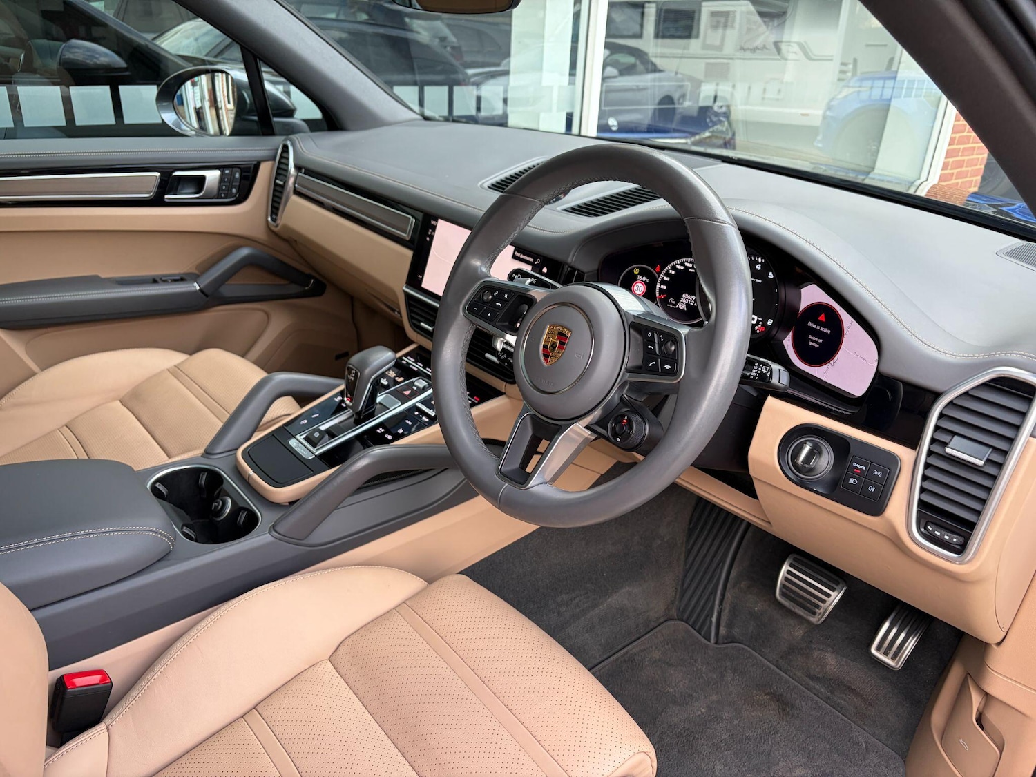 Used Porsche Cayenne 2022 for sale - 76371329: Photo 8
