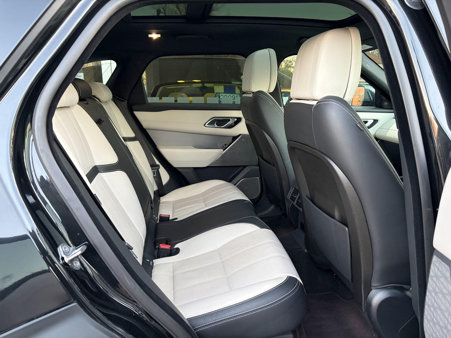 Used Land Rover Range Rover Velar 2020 for sale - 77097611: Photo 13