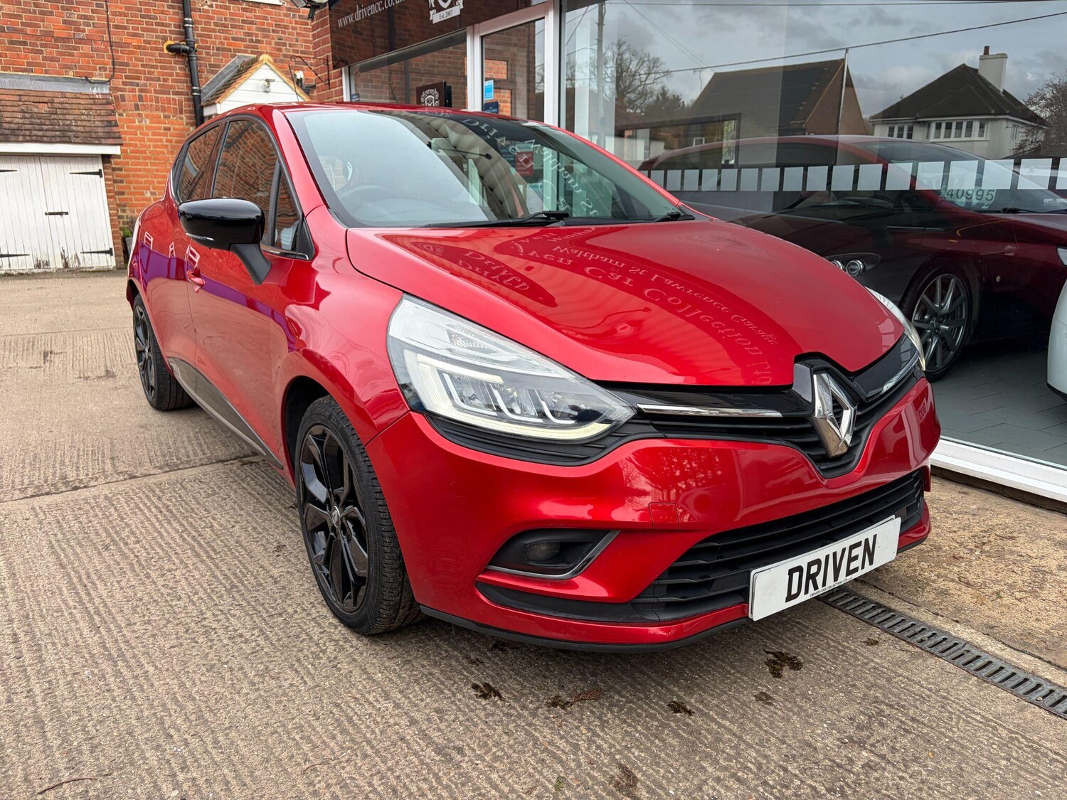 Used Renault Clio for sale - 77908493: Photo 18