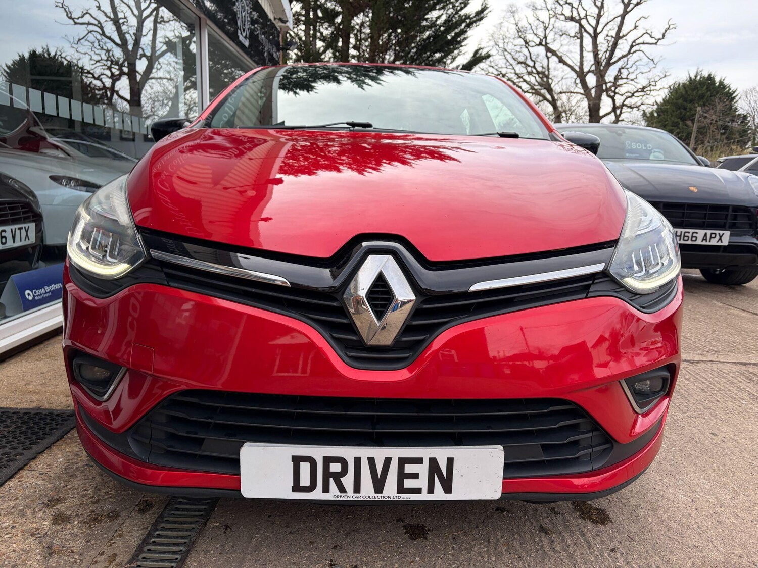 Used Renault Clio for sale - 77908493: Photo 19