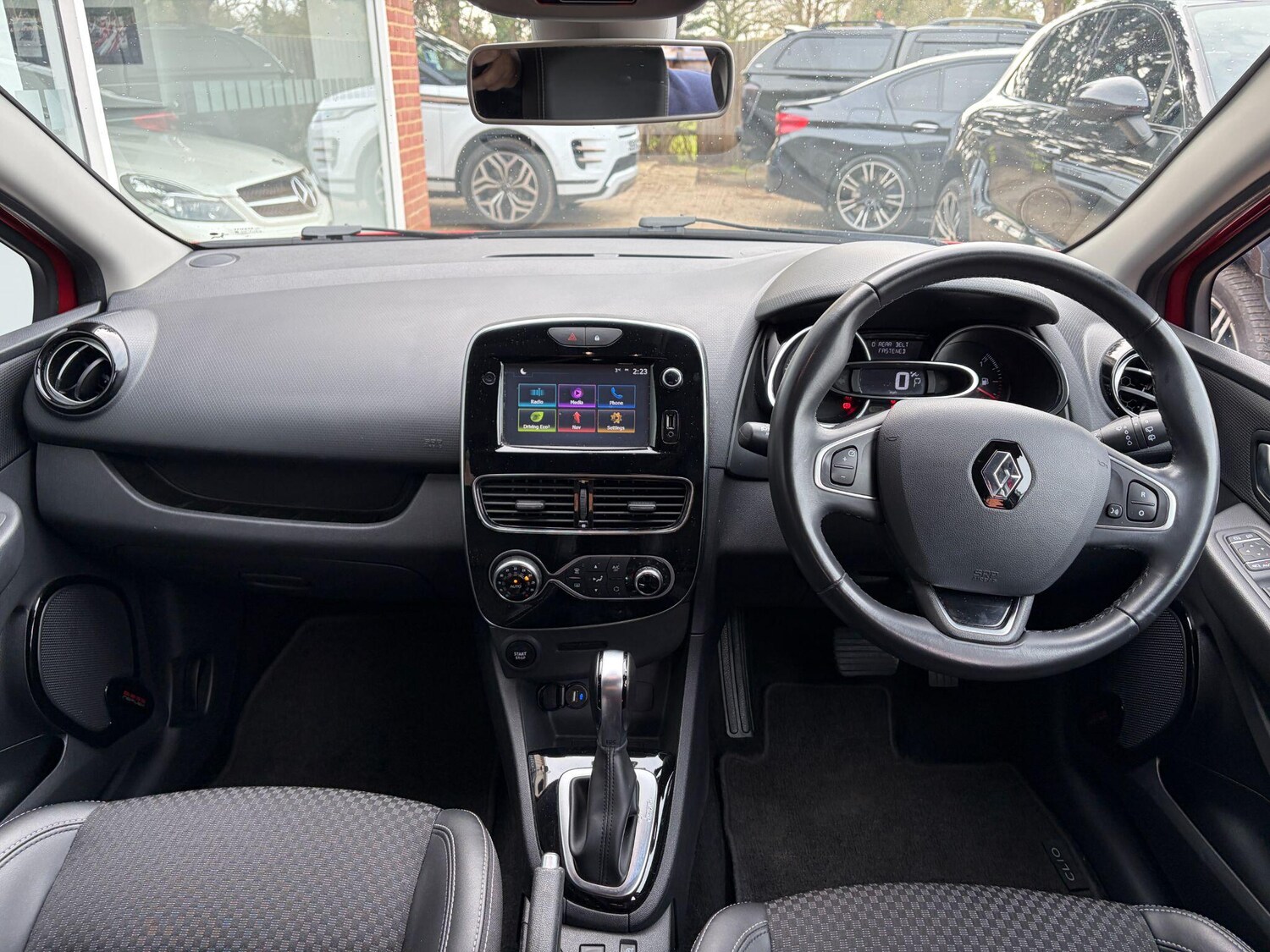 Used Renault Clio for sale - 77908493: Photo 9