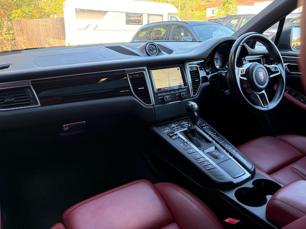 Used Porsche Macan 2015 for sale - 76188606: Photo 10