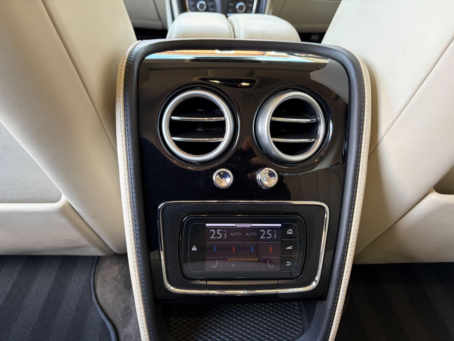 Used Bentley Flying Spur for sale - 77924946: Photo 25