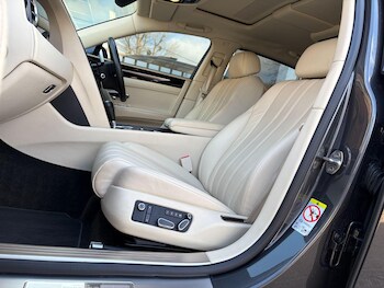 Used Bentley Flying Spur 2016 for sale - 77924946: Photo