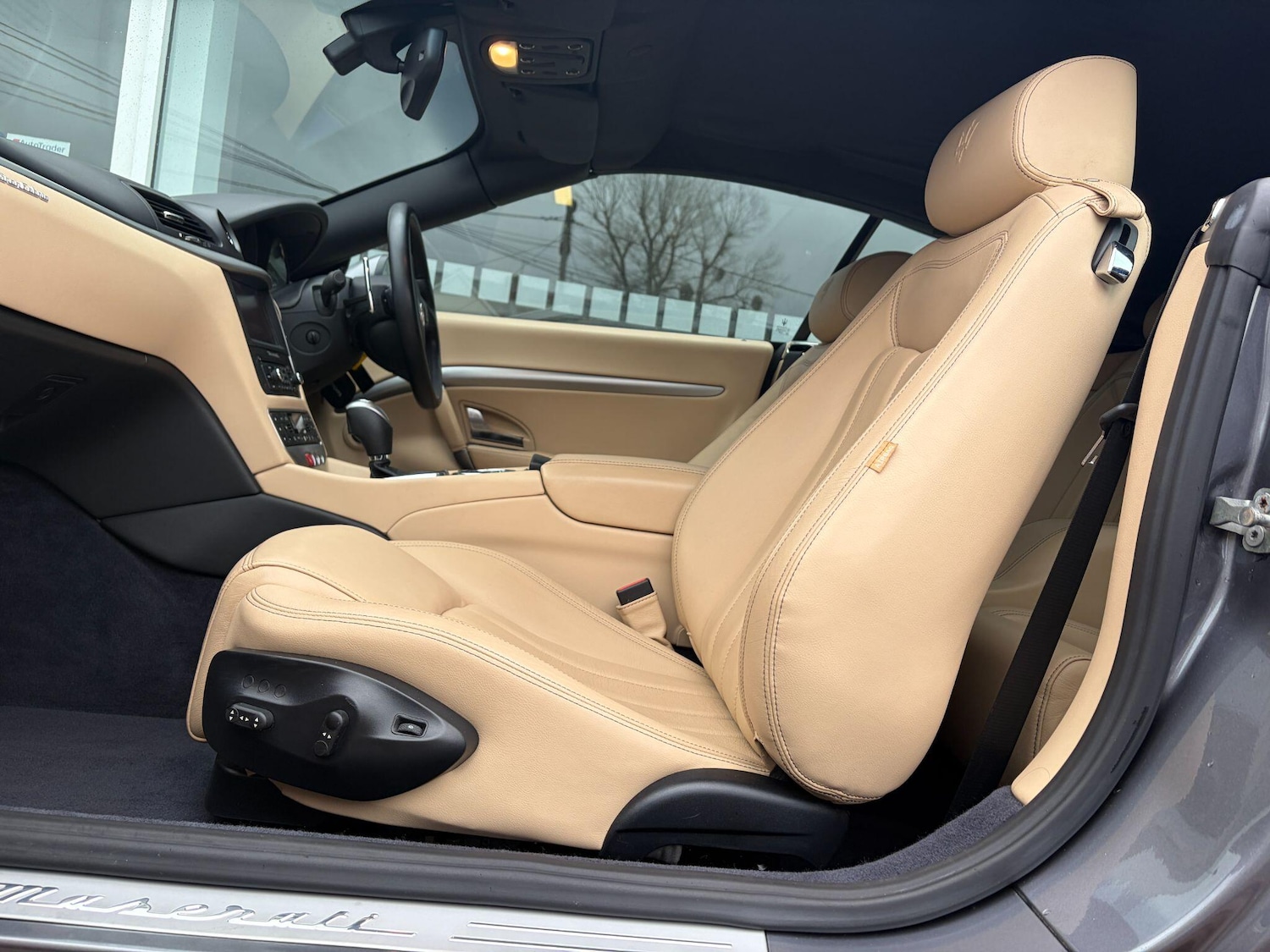 Used Maserati GranCabrio 2011 for sale - 78046708: Photo 2