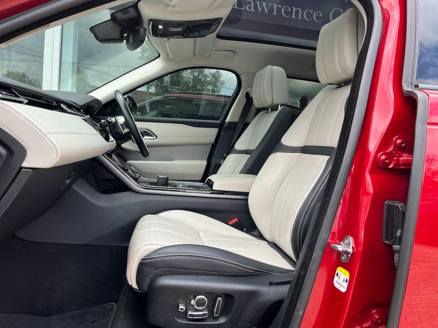 Used Land Rover Range Rover Velar for sale - 77345206: Photo 2